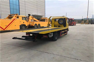 红山非事故拖车